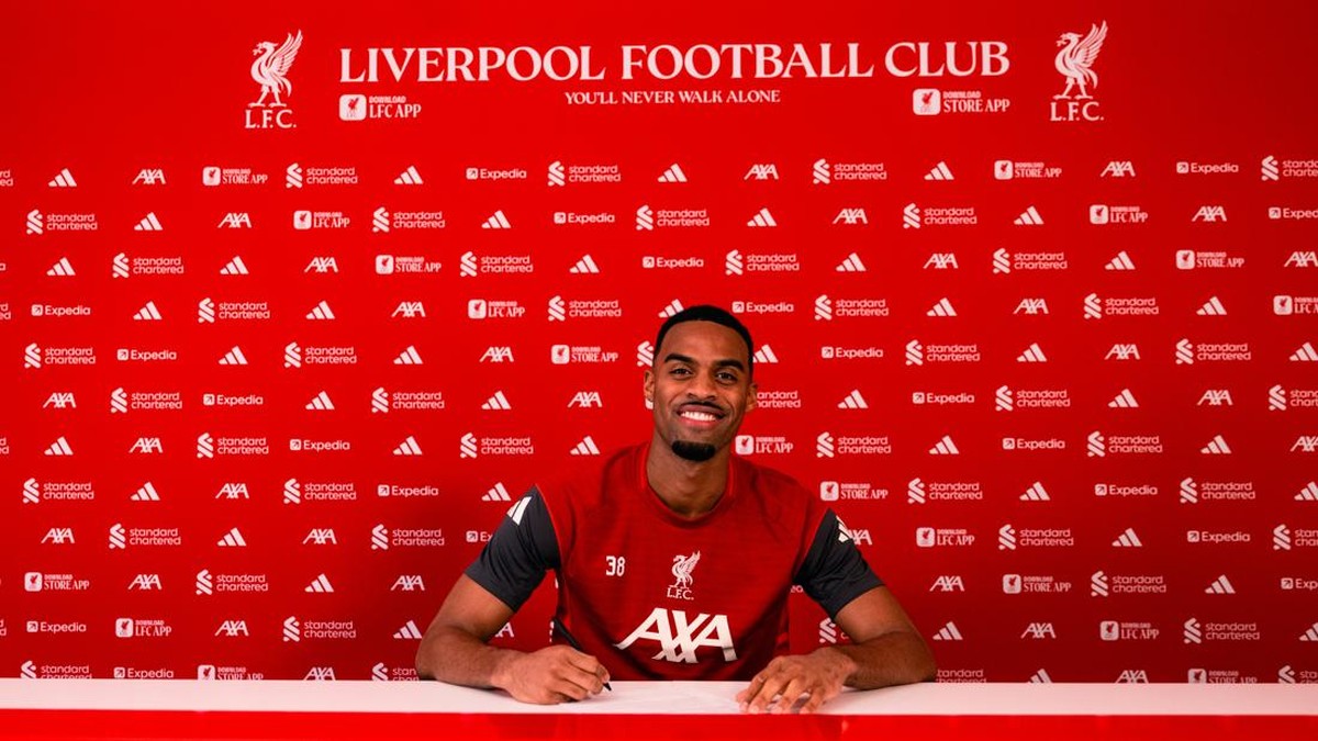 Ryan Gravenberch teken kontrak baru dengan Liverpool. (Foto: Liverpool FC via Getty Images/NIKKI DYER)
