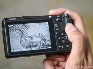 Mengenal Ricoh GR IV Monochrome, Kamera Kompak untuk Fotografi Hitam Putih
