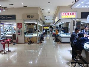 Toko Emas Masih Sepi Pembeli Jelang Lebaran