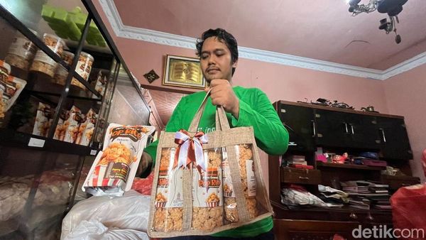 Rengginang Moro Seneng di Mojokerto Laris Manis Jelang Lebaran