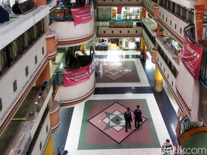 Sepinya Pasar Glodok, Kios Tutup dan Disewakan dengan Harga Murah