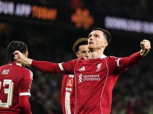 Robertson Memang Belum Mau Tinggalkan Liverpool