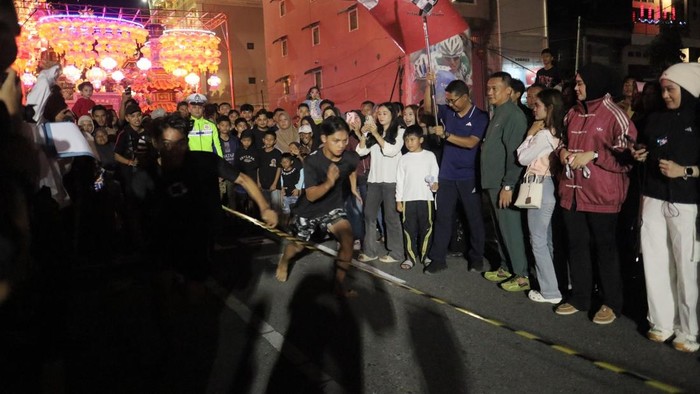 Kapolres dan Wakil Bupati Ikut Lari di Night Run Rokan Hilir