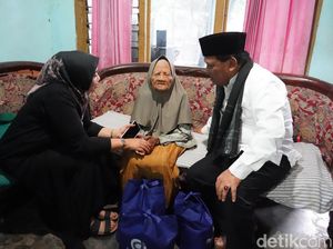 Air Mata Haru Nenek Penjual Pisang Ditipu Uang Mainan, Kini Banjir Bantuan
