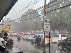Waspada Saat Mudik, Cuaca Ekstrem Landa Jatim hingga 20 Maret