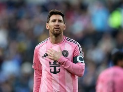 Tak Cuma Ronaldo, Messi Juga Masih Bisa Kejar 1.000 Gol