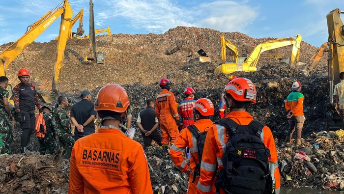 Tiga Korban Tewas Longsor di Tempat Pembuangan Sampah Bantargebang