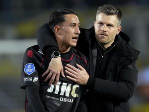 Miliano Jonathans Cedera, Cuma Main 9 Menit Lawan Heerenveen