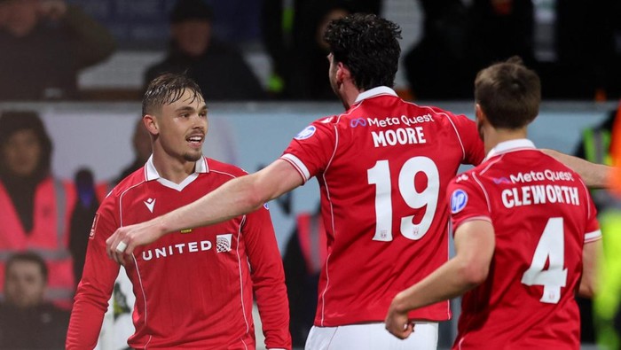 Wrexham ketagihan lawan tim-tim Premier League.