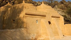 Potret Masjid Al Bidya yang Dibangun Tanpa Semen tapi Bisa Kokoh Ratusan Tahun