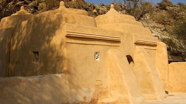Potret Masjid Al Bidya yang Dibangun Tanpa Semen tapi Bisa Kokoh Ratusan Tahun