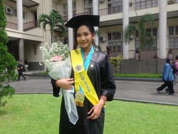 Kisah Aira Jadi Lulusan D4 Tercepat di UGM, Sebelum Wisuda Sudah Dapat Kerja