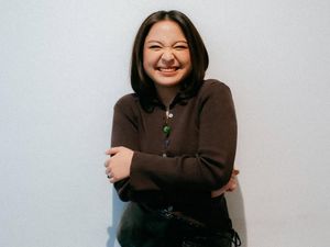 Request Bernadya ke Perunggu: Bikin Lagu Sekatro Mungkin