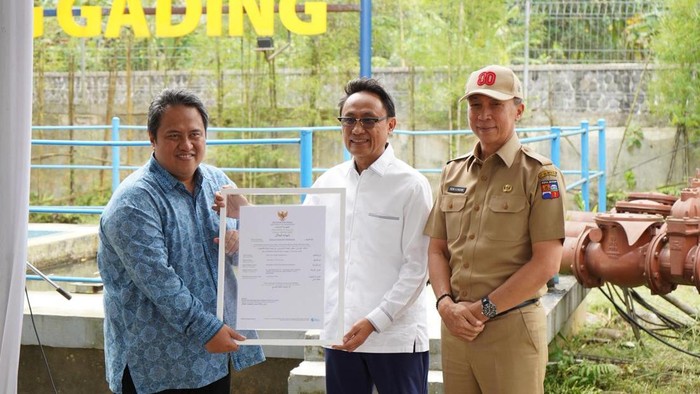 BPJPH Serahkan Sertifikat Halal ke Perumda Tirta Pakuan Kota Bogor