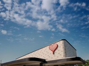 Buka Puasa Lebih Hemat, Cashback 40% dengan QRIS BRImo di Kenangan Brands