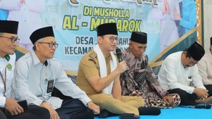 Cerita Bupati Trenggalek Tak Bisa Pulang gegara Perang Israel Vs Iran