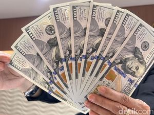 Dolar AS Tekuk Rupiah ke Rp 17.047