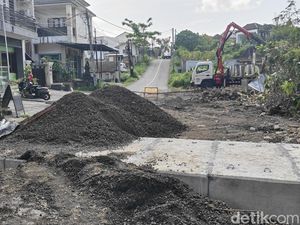 Jembatan Dalung-Tibubeneng Mulai Diperbaiki, Box Culvert Dipasang