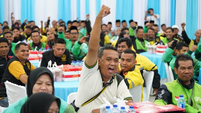 Kapolda Riau Buka Bengkel Gratis Khusus Ojek Online di Pekanbaru