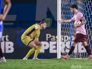 Persib Vs Persik: Macan Putih Diterkam Maung Bandung 3-0