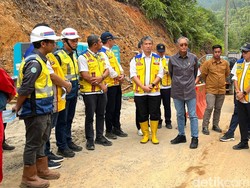 BBPJN Bangun Dinding Penahan di Puluhan Titik Jalan Amblas Sumut