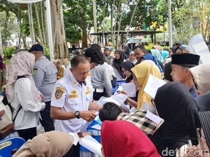 Walkot Rico Sebut Kuota Mudik Gratis Tak Bisa Ditambah Karena Efisiensi Anggaran