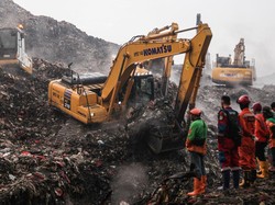 Video: Zona TPST Bantargebang yang Longsor Ditutup Sementara