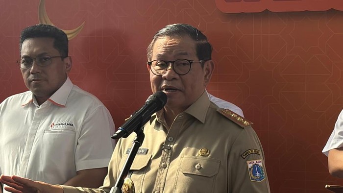 Pramono Anung Dukungan Penerapan Aturan Batasi Media Sosial Anak