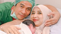 Selamat! Ricky Perdana-Chaca Thakya Dikaruniai Anak Ketiga