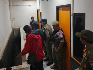 Belasan Pasangan Bukan Suami Istri Terjaring Razia di Lubuklinggau