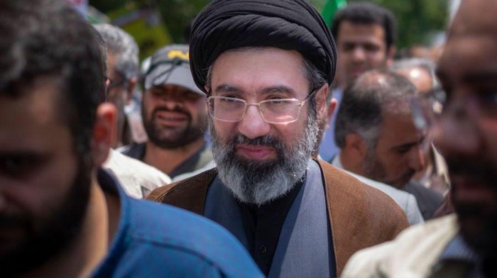 Putra Khamenei Terpilih Jadi Pemimpin Tertinggi Iran, Trump Tak Senang