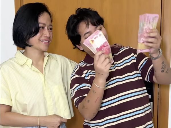 Masyaallah! Farida Nurhan Bagi Gepokan Rp 15 Juta Buat THR Setiap Karyawan