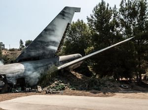 Pesawat Militer Kolombia Jatuh, 80 Orang Dikhawatirkan Tewas