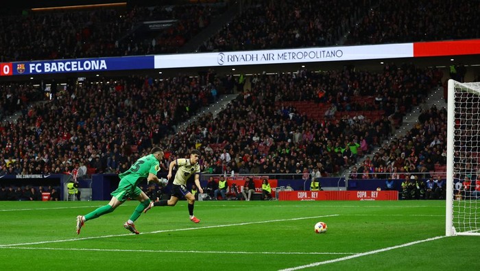 Joan Garcia tak mau lagi Barcelona dibantai seperti saat bertemu Atletico Madrid.