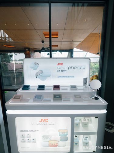 JVC Nearphones HA-NP1T