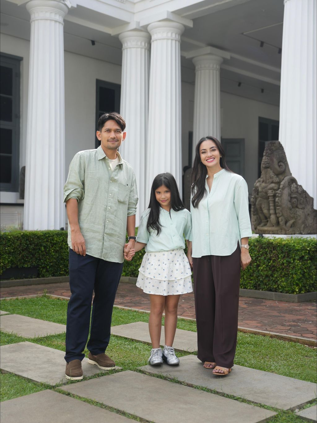 Koleksi Ramadan dan Hari Raya Idulfitri bersama UNIQLO