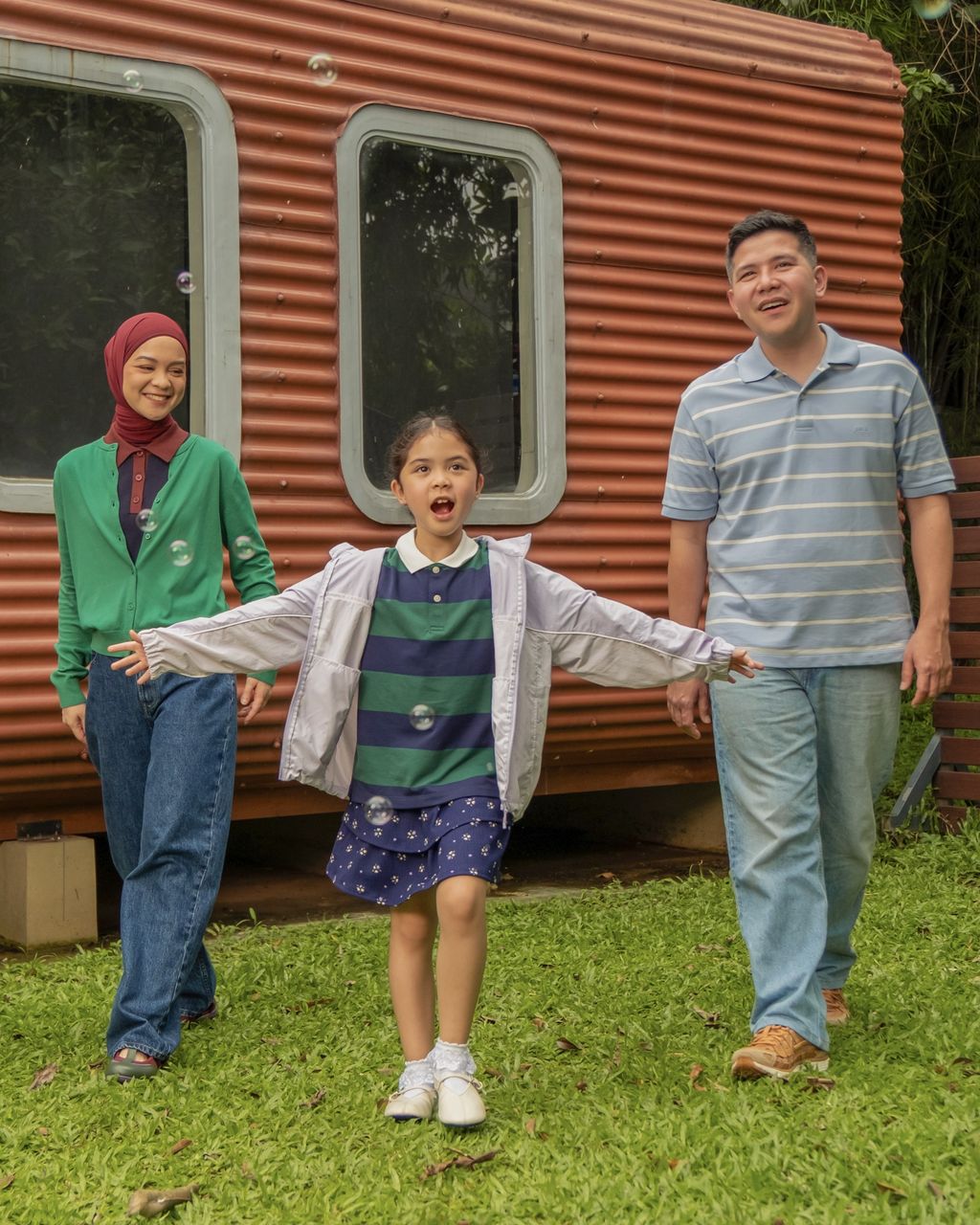 Koleksi Ramadan dan Hari Raya Idulfitri bersama UNIQLO