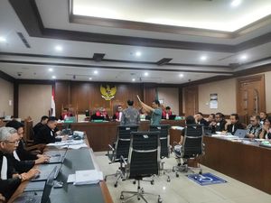 Nadiem Makarim Capek Jadi Saksi di Sidang Chromebook 11 Jam Nonstop