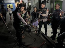 4 Pemuda Hendak Tawuran di Jaktim Ditangkap, 12 Sajam Disita