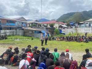 Suami di Tolikara Didenda Adat Rp 9 Juta-7 Ekor Babi gegara Telantarkan Istri