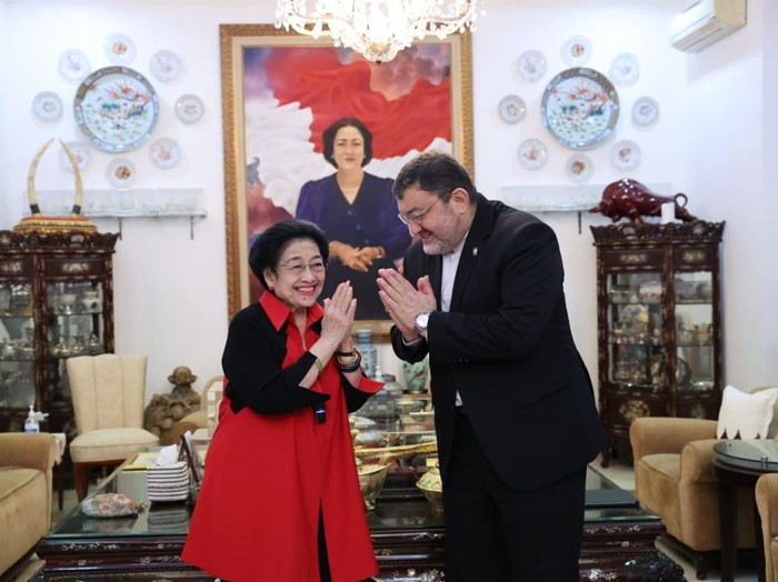 Megawati Kirim Ucapan Selamat ke Khamenei, Presiden Iran Baru