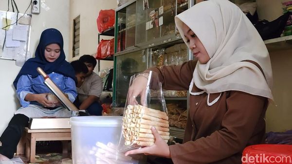 Camilan Legendaris Ramadan, Gapit Bojonegoro Laris hingga Luar Kota