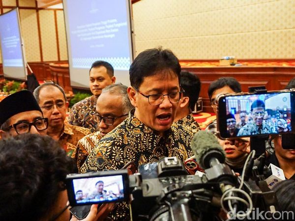 Purbaya Lantik 1.585 Pejabat Kemenkeu, 44 Orang Duduki Jabatan Eselon II