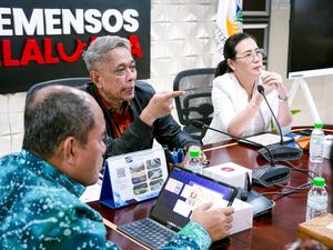 Wamensos & Wamen PPPA Bahas Percepatan Pemulihan Korban Bencana Sumatera