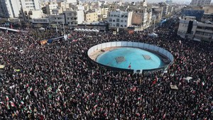 Janji Setia Warga Iran Pada Mojtaba Khamenei