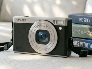 Yashica Bikin Kamera Saku Bergaya Retro, Harga Sejutaan