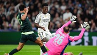 Kiper Man City: Madrid Memang Naik-Turun, tapi...