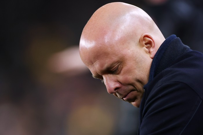 WOLVERHAMPTON, ENGLAND - MARCH 03: Arne Slot, Manager of Liverpool, looks on before the Premier League match between Wolverhampton Wanderers and Liverpool at Molineux on March 03, 2026 in Wolverhampton, England. (Photo by Dan Istitene/Getty Images)