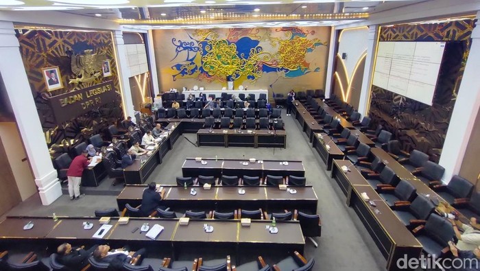 Baleg Selesaikan Harmonisasi RUU Hak Cipta dengan Dana Abadi Royalti