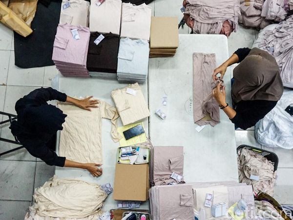 Industri Rumahan Fesyen Muslim Kebanjiran Pesanan Jelang Lebaran